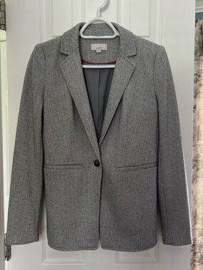 LOFT Gray Herringbone Single-Button Knit Blazer